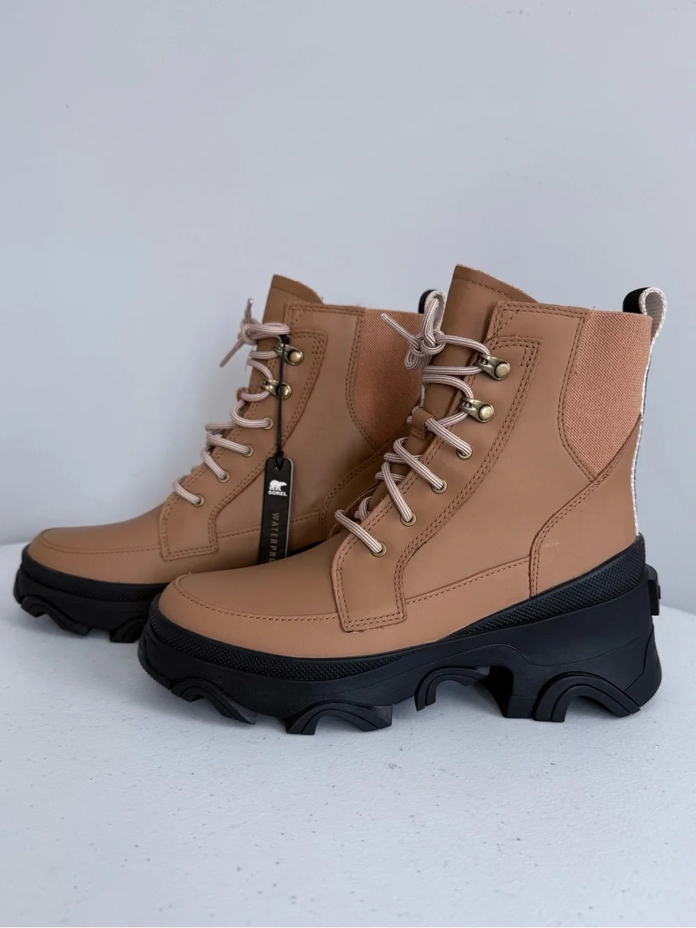 SOREL Brex Waterproof Leather Lace Lug Sole Boots Tawny Buff 7 NWT Winter